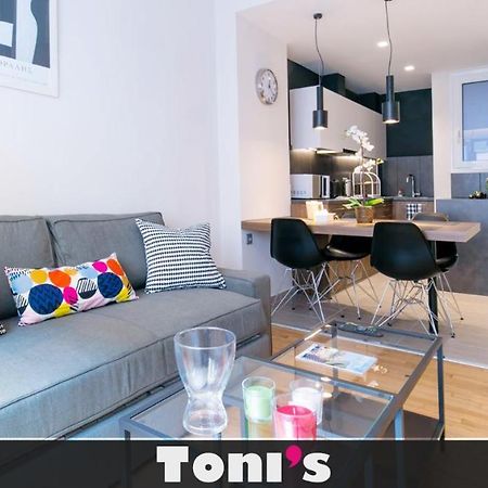 Tonis Le Petit Nicolas 1Bd Apartment In Koukaki! Aten Exteriör bild