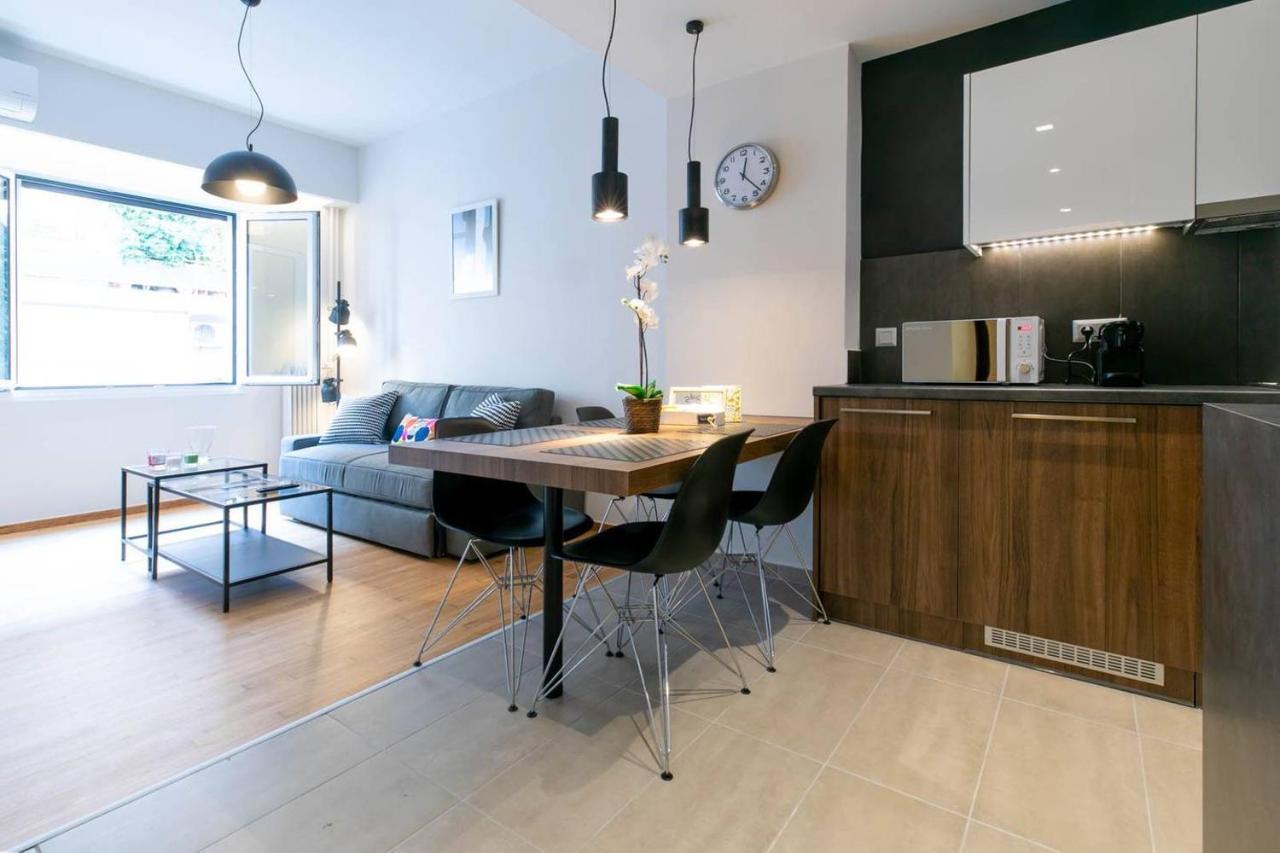 Tonis Le Petit Nicolas 1Bd Apartment In Koukaki! Aten Exteriör bild